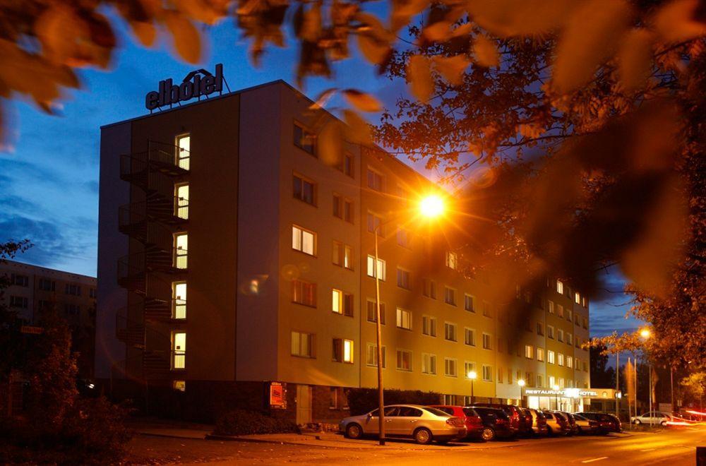 Elbotel Rostock By Centro Екстер'єр фото